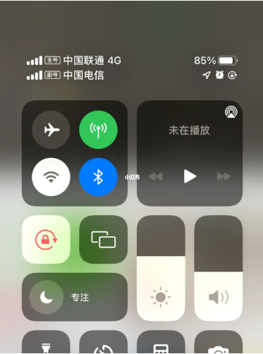 港口苹果手机维修分享iPhone双卡信号解决办法 