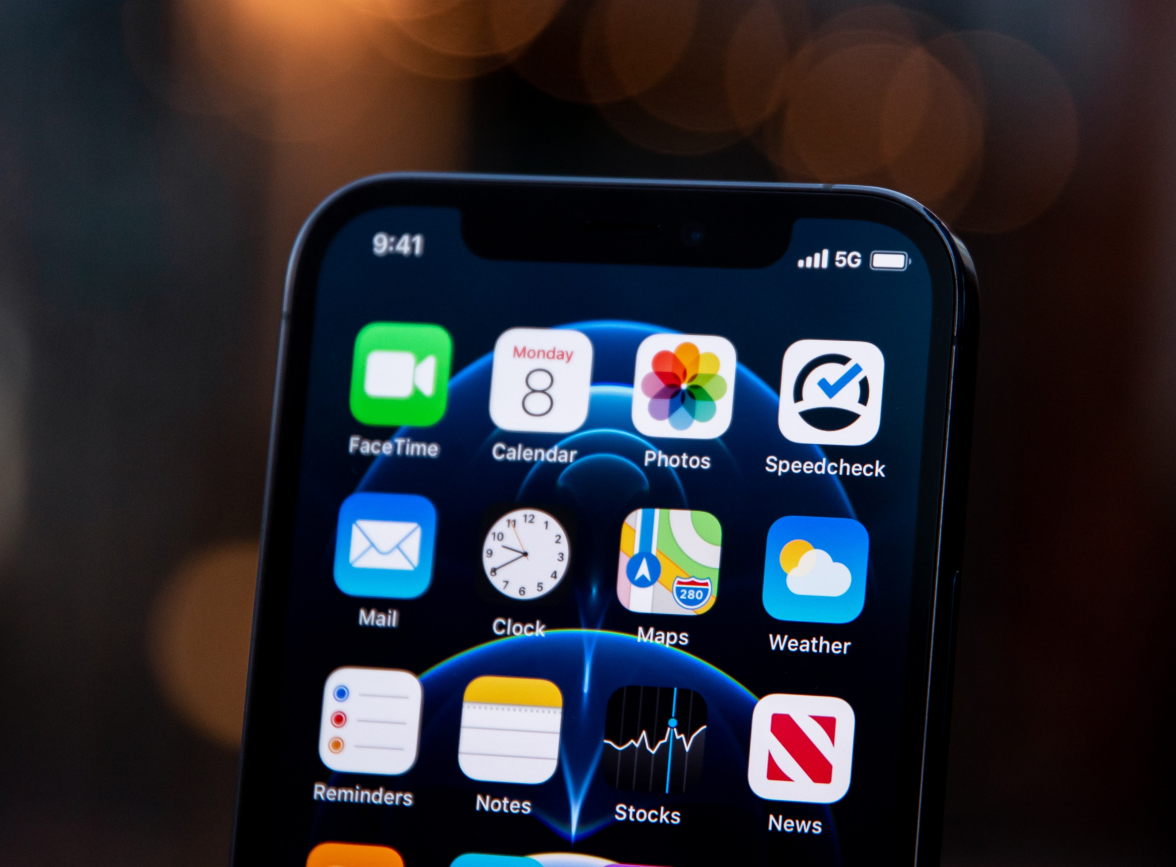港口苹果手机维修分享为什么 iPhone 12 在冬季会自动关机 